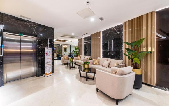 Aprilis Deluxe Hotel 4*