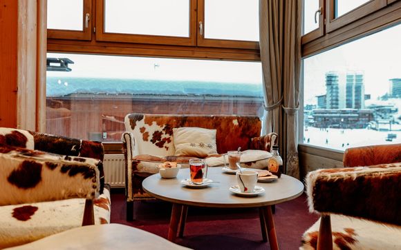 Aiguille Percée Hotel