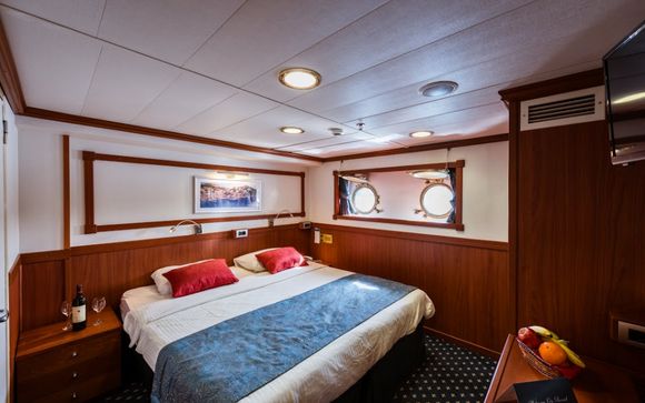 7-night sailing tour in the Cyclades