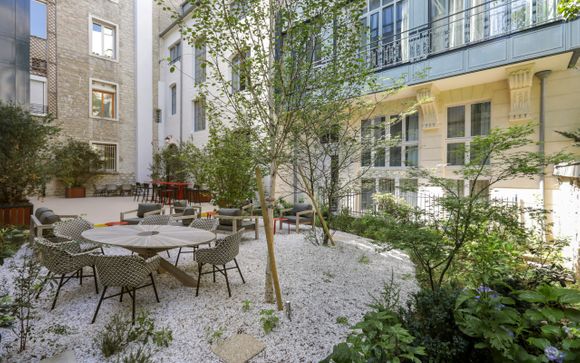 Mode Paris Aparthotel 4*