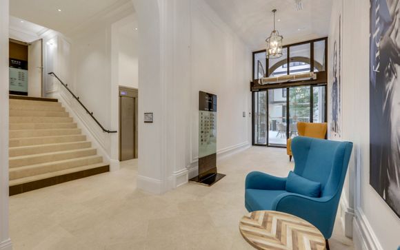 Mode Paris Aparthotel 4*