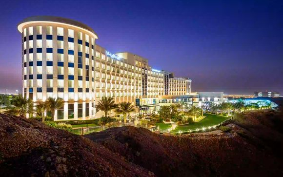 Hotel Crowne Plaza Muscat OCEC 4*