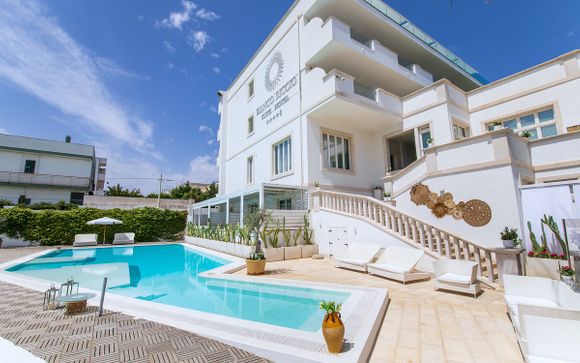 Bianco Riccio Suite Hotel 4*