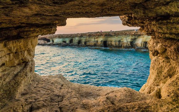 Optional excursions & extras