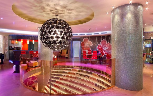 Les Fleurs Boutique Hotel 4*