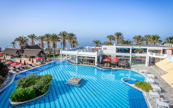 Radisson Blu Beach Resort 5*