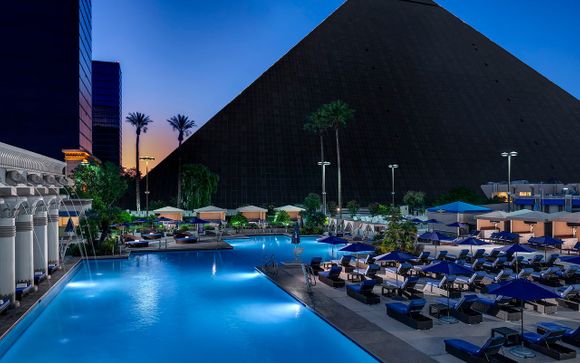 Luxor Hotel & Casino 3*