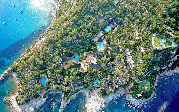 Extensive Resort in a Beautiful Island Location