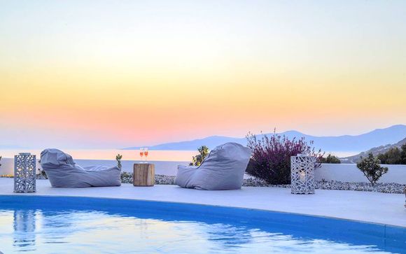 Opulent Suites and Villas Nearby St. Stefanos Beach