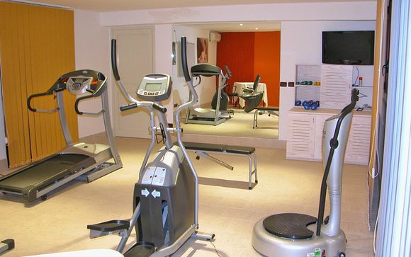 Viola Palace Hotel 4*