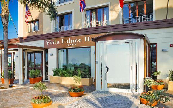 Viola Palace Hotel 4*