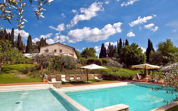 Romantic Escape to a Traditional Tuscan Hamlet