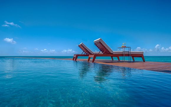 Hodges Bay Resort and Spa by Elegant Hotels 5*
