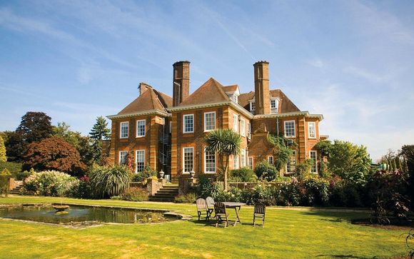 Barnett Hill Hotel 4*