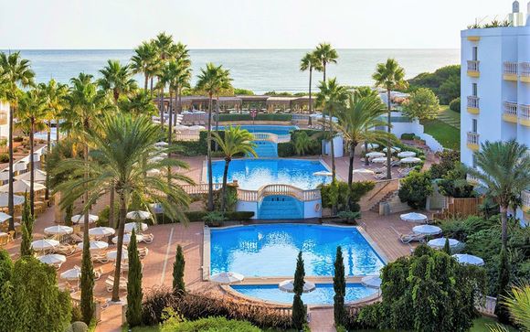 Beachfront Hotel with Exclusive Spa Discounts