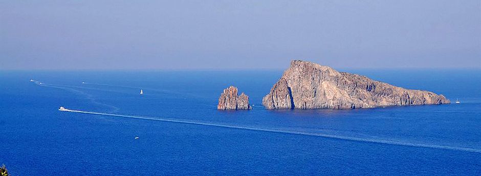 Scegli di trascorrere le tue vacanze in famiglia a Panarea