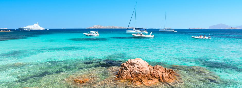 Prenota un weekend in Costa Smeralda e scopri le sue meraviglie